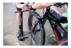 Pompe à Pied ZEFAL Profil Max FP60 Z-Turn Noire -Atelier Vélos de Ville Soldes Magasin unnamed file 1441