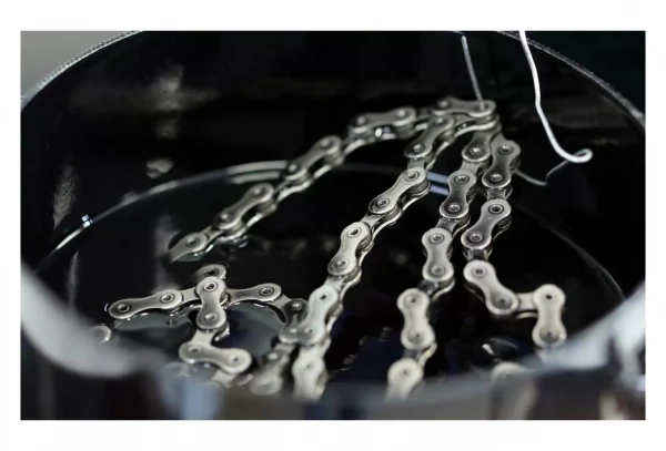 Lubrifiant Chaine / Wax AbsoluteBlack Graphenwax 7 Lubrifiant Chaine / Wax AbsoluteBlack Graphenwax – Image 5