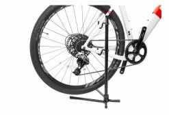 Support Vélo Neatt Ajustable Acier 20'' - 29'' -Atelier Vélos de Ville Soldes Magasin unnamed file 158