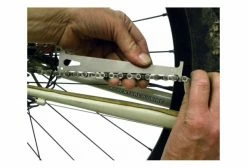 PARK TOOL Outil Vérificateur D'usure De Chaîne CC-3.2 8 PARK TOOL Outil Vérificateur D'usure De Chaîne CC-3.2 -Atelier Vélos de Ville Soldes Magasin unnamed file 226