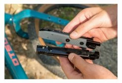 Multi-Outil Wolf Tooth 8-Bit Chainbreaker + Utility Knife (4 Fonctions) Noir 20 Multi-Outil Wolf Tooth 8-Bit Chainbreaker + Utility Knife (4 Fonctions) Noir -Atelier Vélos de Ville Soldes Magasin unnamed file 3320