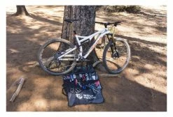 Trousse à Outils Wolf Tooth Travel Tool Wrap Noir -Atelier Vélos de Ville Soldes Magasin unnamed file 3773