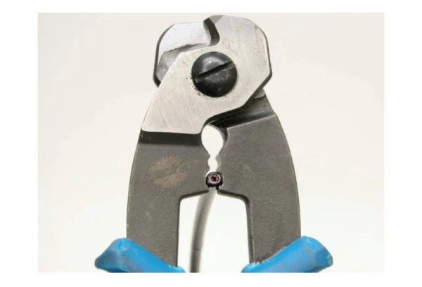 PARK TOOL Pince Coupe Cable & Gaîne CN-10 6 PARK TOOL Pince Coupe Cable & Gaîne CN-10 – Image 4