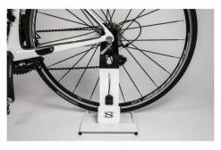 SARIS Pied De Vélo THE BOSS Blanc 7 SARIS Pied De Vélo THE BOSS Blanc -Atelier Vélos de Ville Soldes Magasin unnamed file 4660