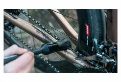 Muc-Off Brosse Pièces Transmission Muc Off Noir 9 Muc-Off Brosse Pièces Transmission Muc Off Noir -Atelier Vélos de Ville Soldes Magasin unnamed file 985